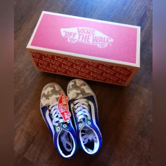 NIB Vans Kids Old Skool Shoe Size 13.5 Kids Sneakers - Picture 1 of 5